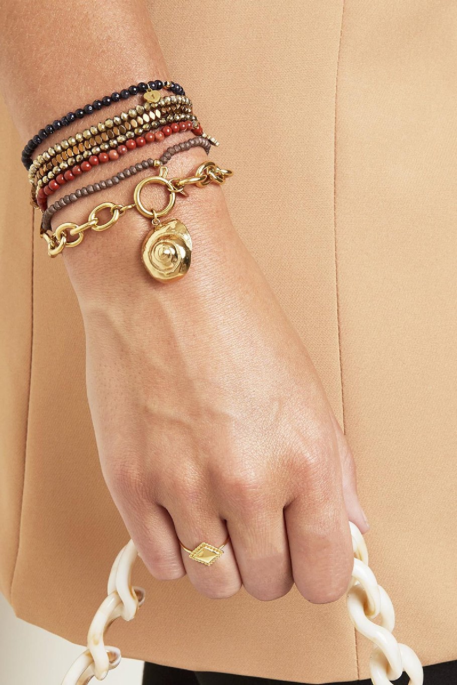 Bracelet Shell Couleur or Acier inoxydable Image2